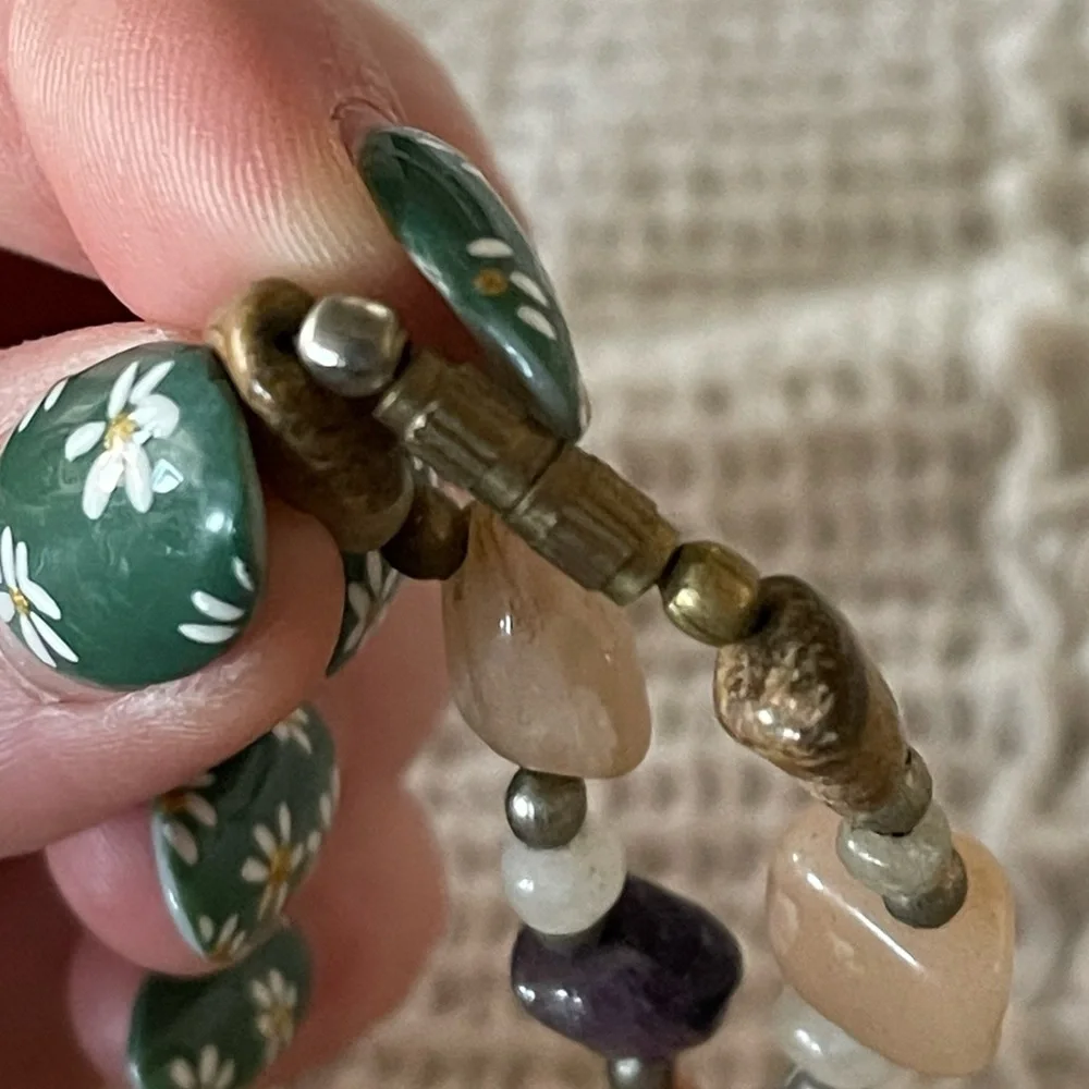 Handmade Natural Earth Stones Necklace - Picture 6 of 7